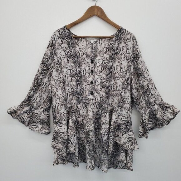 Ophelia‎ Roe Womens Snakeskin Ruffle Tunic Top Size 1X Bell Sleeve Pink Black - Picture 1 of 13